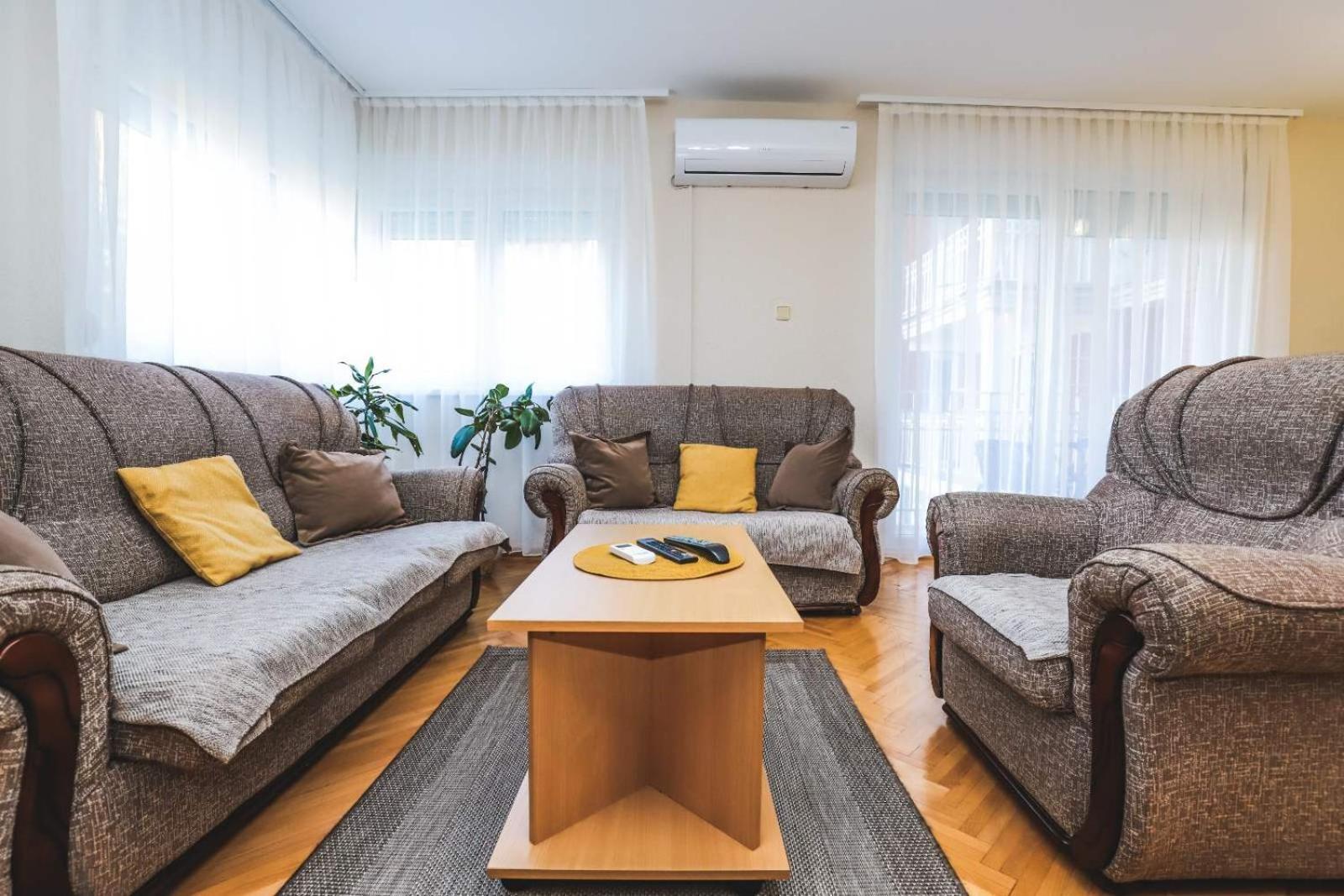 Ferienwohnung Lotus Vrnjačka Banja Exterior foto